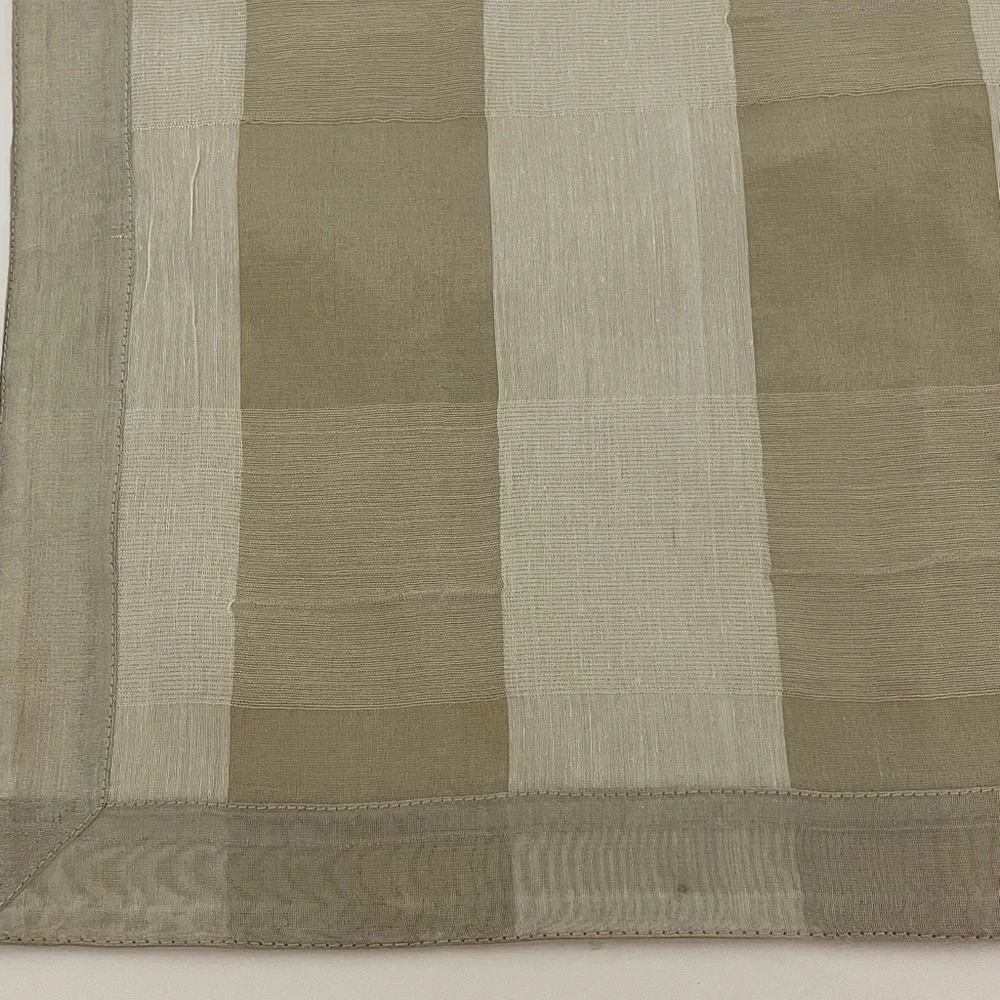 New PIER 1 Metallic Tan Gold Tone On Tone Modern Plaid Placemats Set of 6